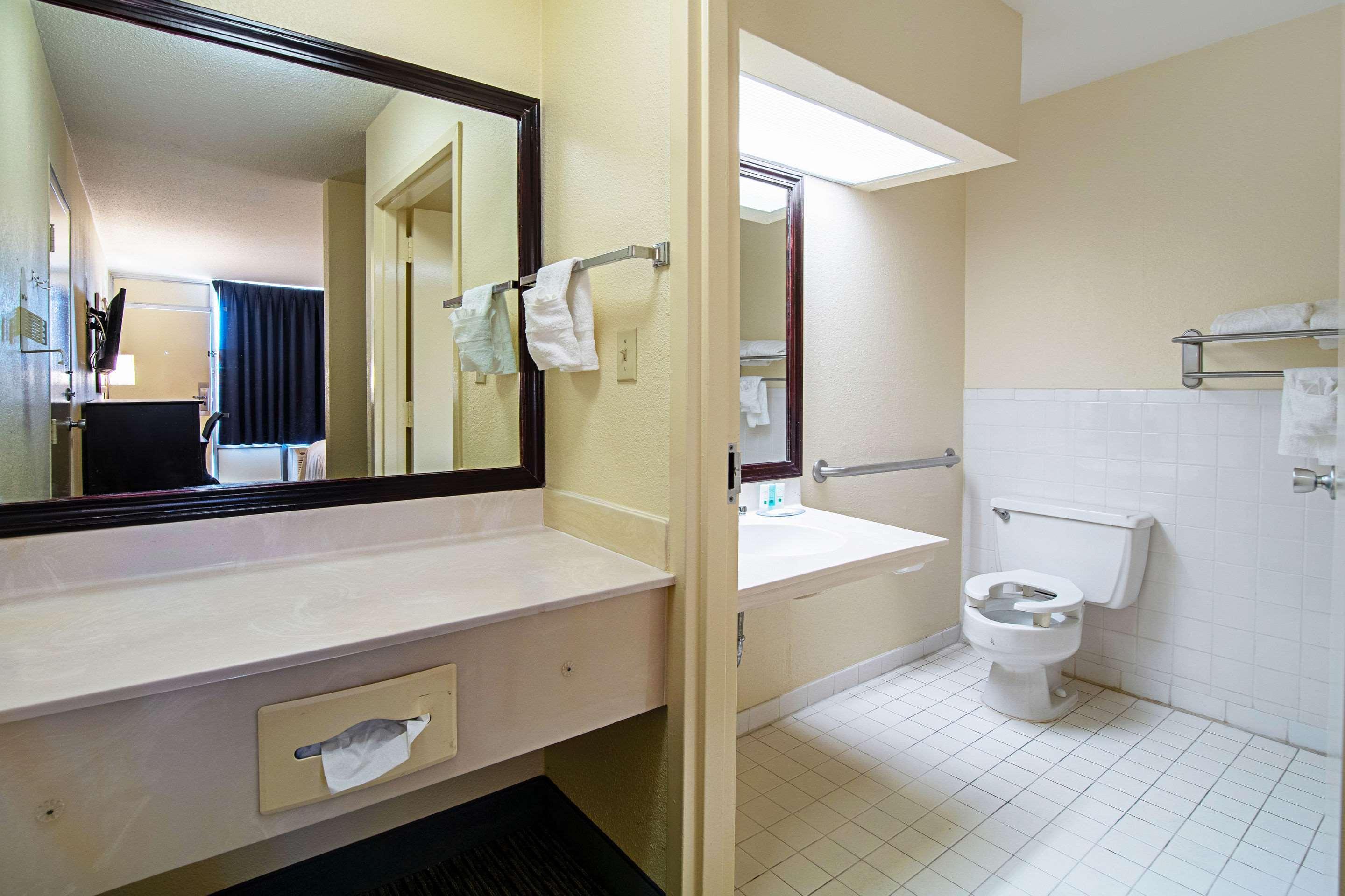 Quality Inn St George I-95 St. George Esterno foto