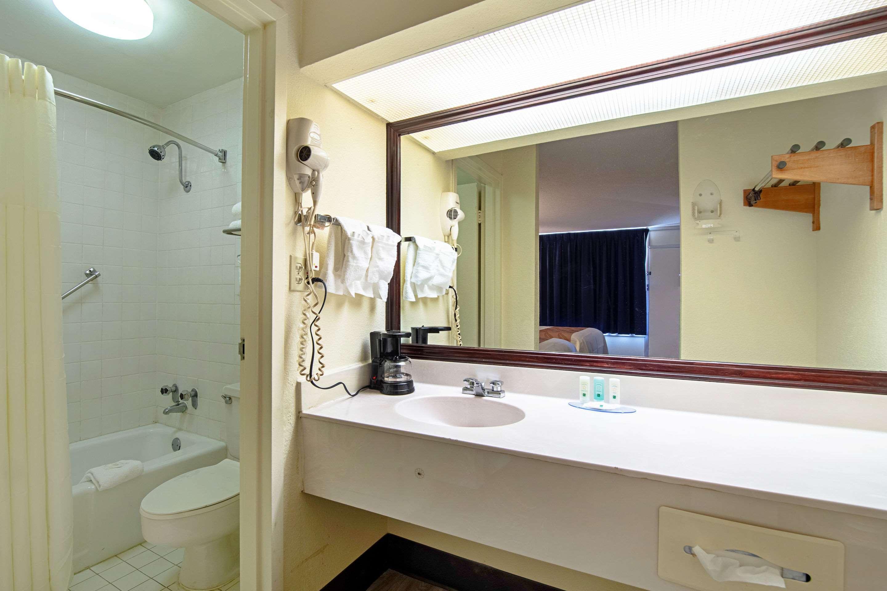 Quality Inn St George I-95 St. George Esterno foto